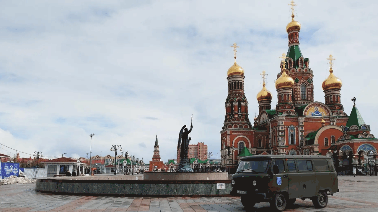 В Йошкар-Оле начался запуск фонтанов перед нача...