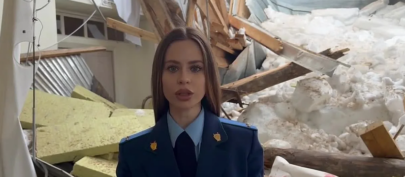 В Йошкар-Оле обрушилась кровля на объекте культ...